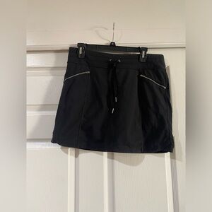 Athleta Metro Skort Skirt Womens Black Athletic Drawstring Zip Pockets Size M